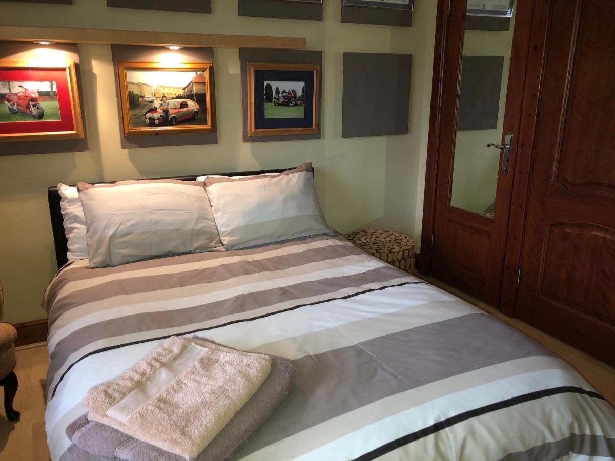 Tranquil Accommodation In A Great Location. Lanark Zewnętrze zdjęcie